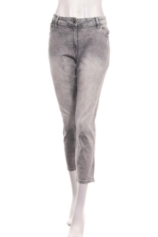 Blugi elastici GINA TRICOT