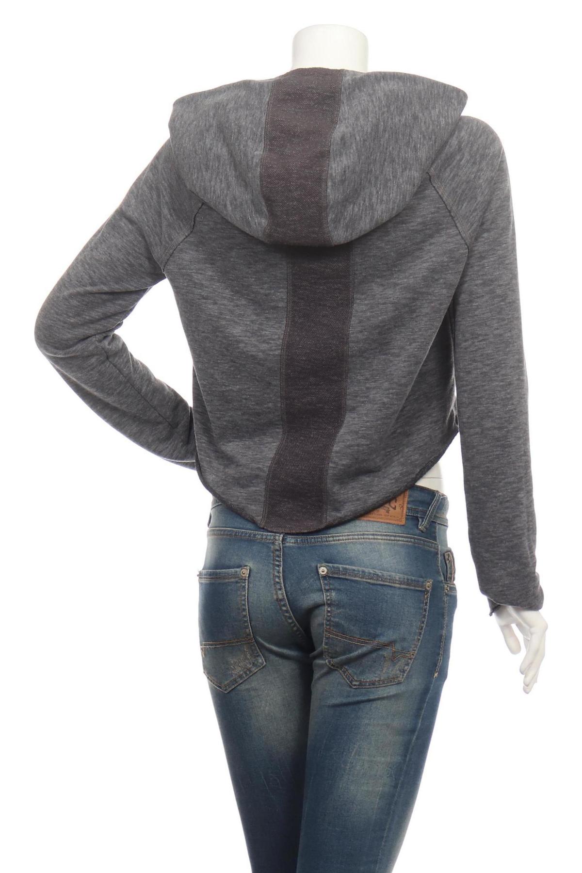 Суитшърт UNDER ARMOUR2