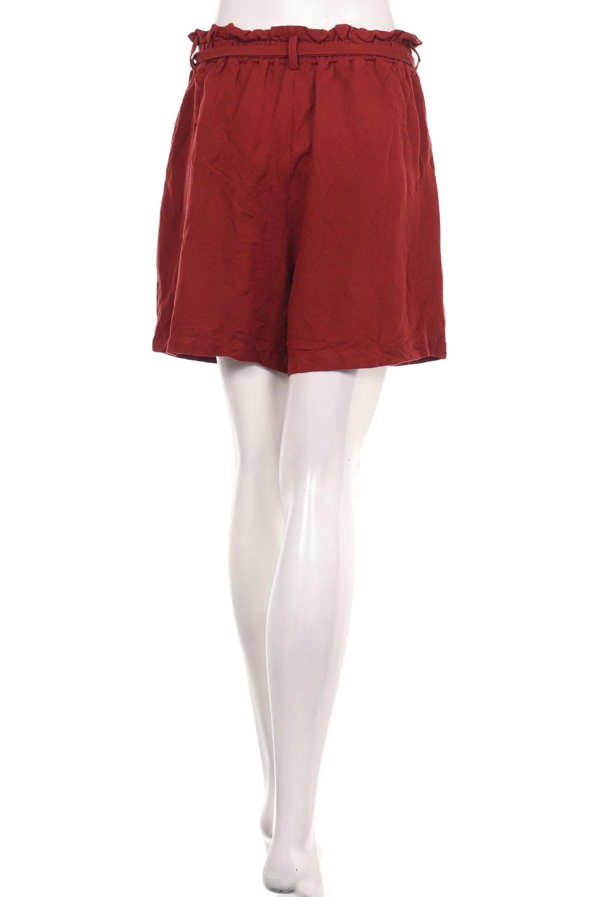 Къси панталони SOAKED IN LUXURY2