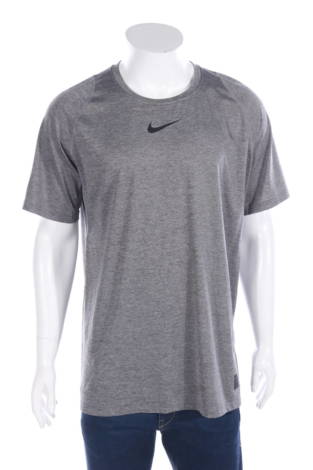 Тениска Nike - Mania Тениска Nike
