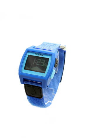 Часовник Nixon - Mania Часовник Nixon