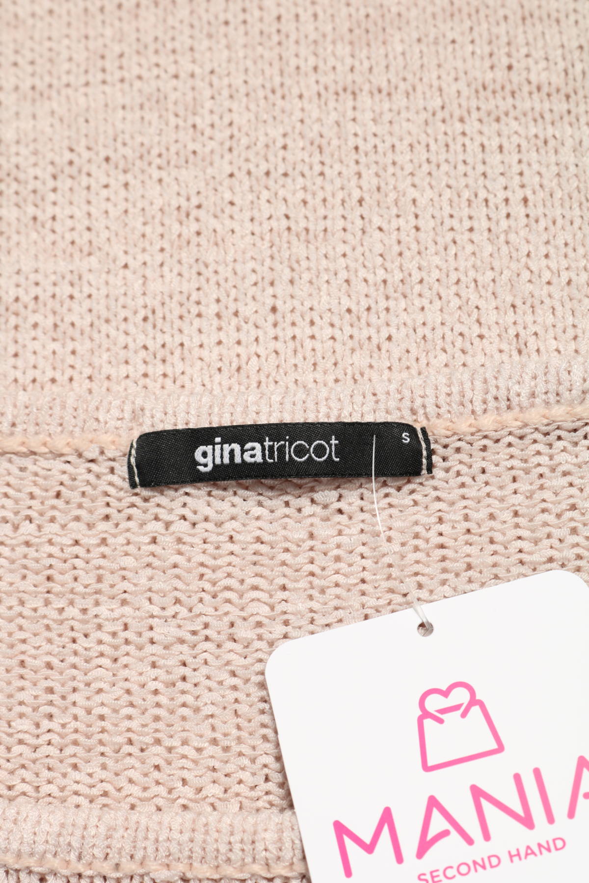 Пуловер GINA TRICOT3 - Mania Пуловер GINA TRICOT3