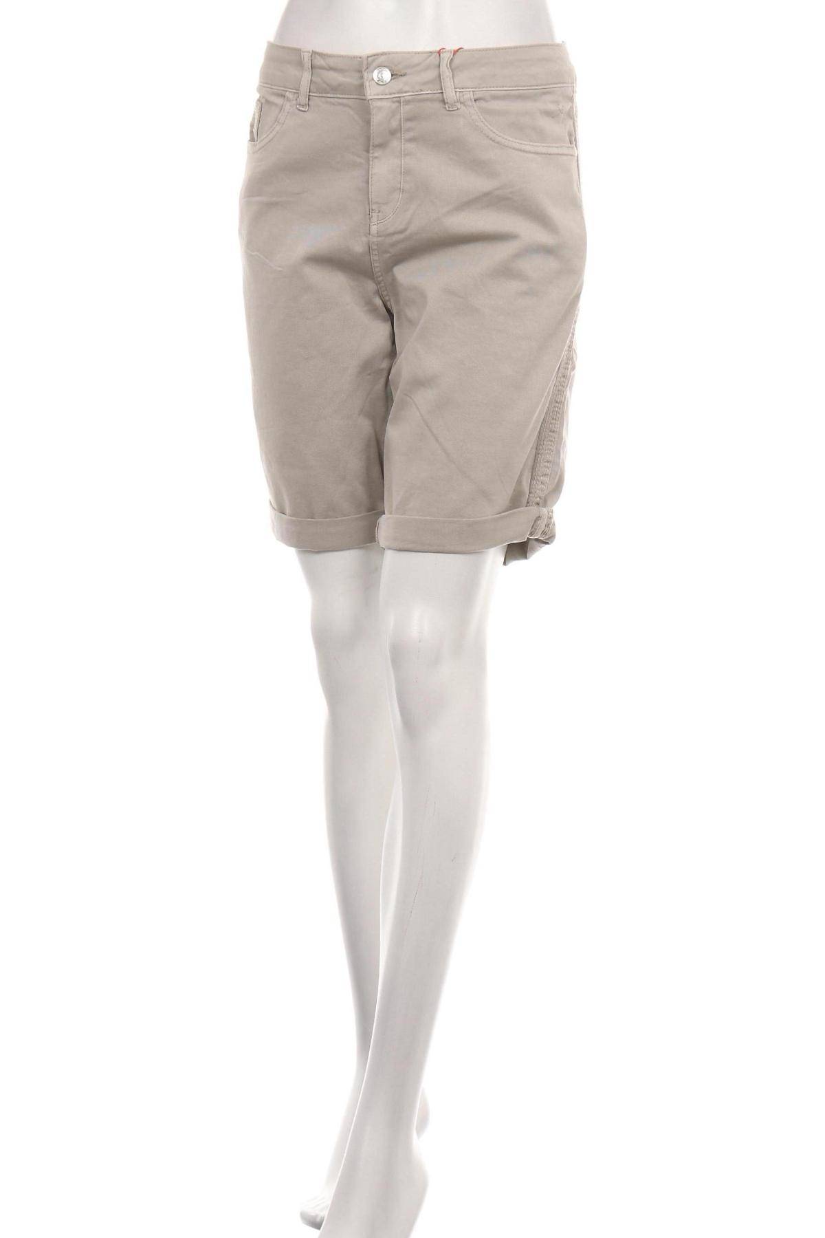 Къси панталони S.OLIVER1