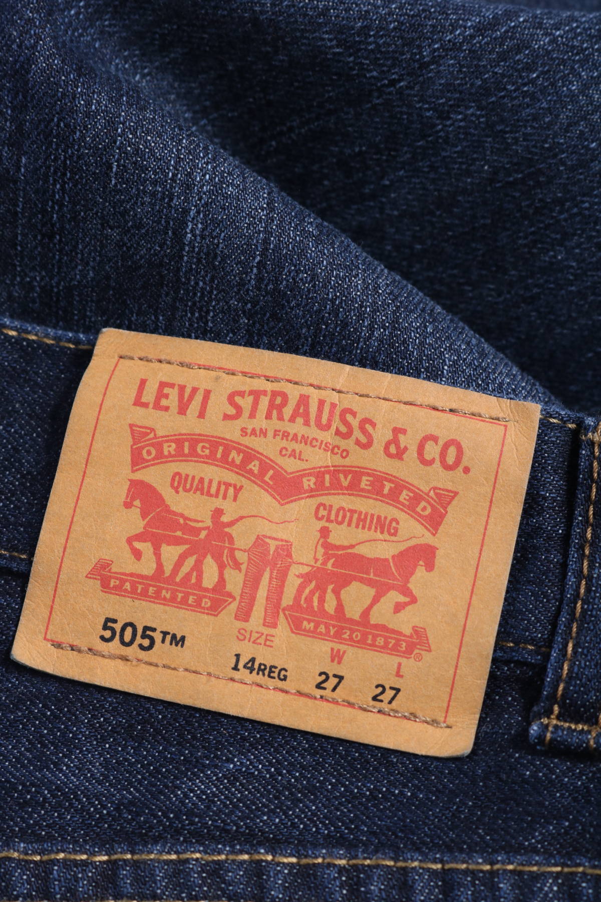 Детски дънки Levi`s3 - Mania Детски дънки Levi`s3