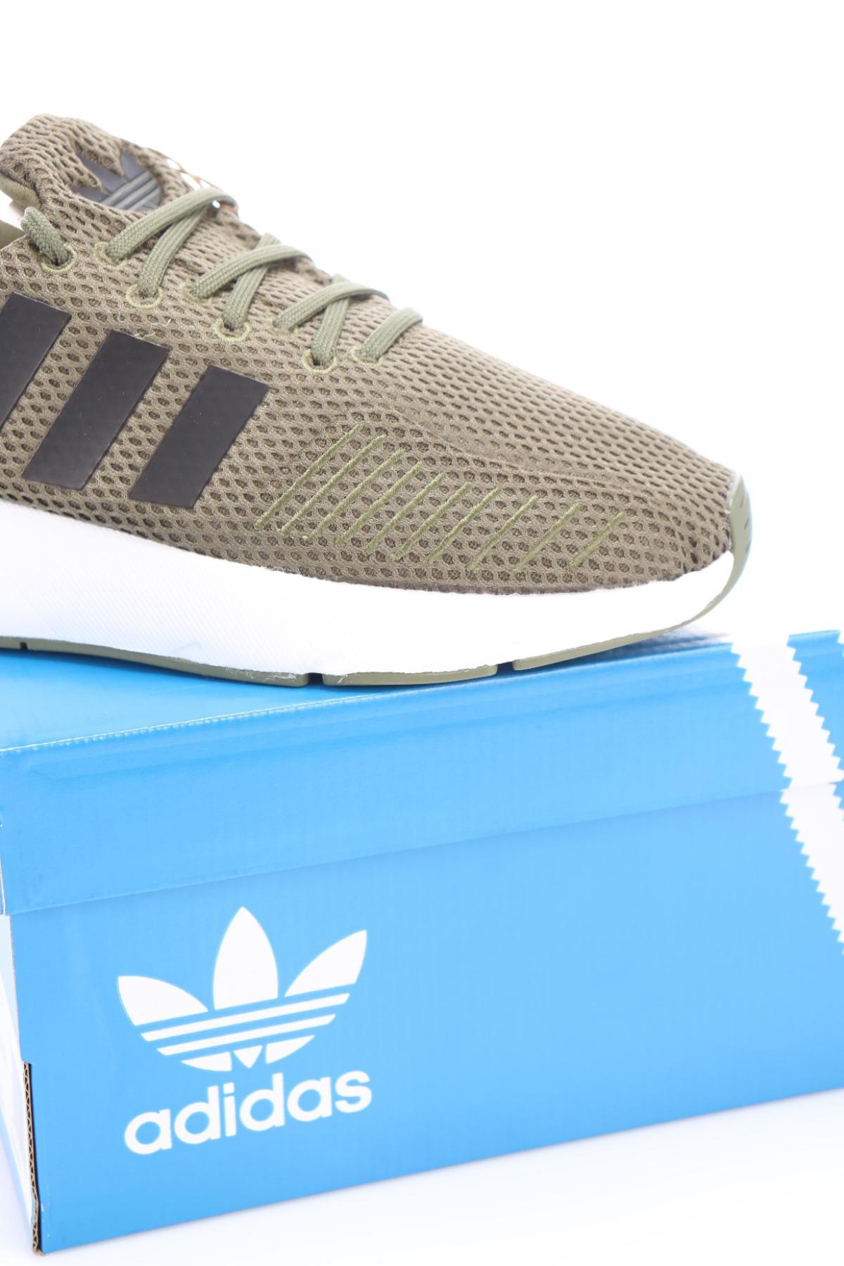 Маратонки ADIDAS4 - Mania Маратонки ADIDAS4