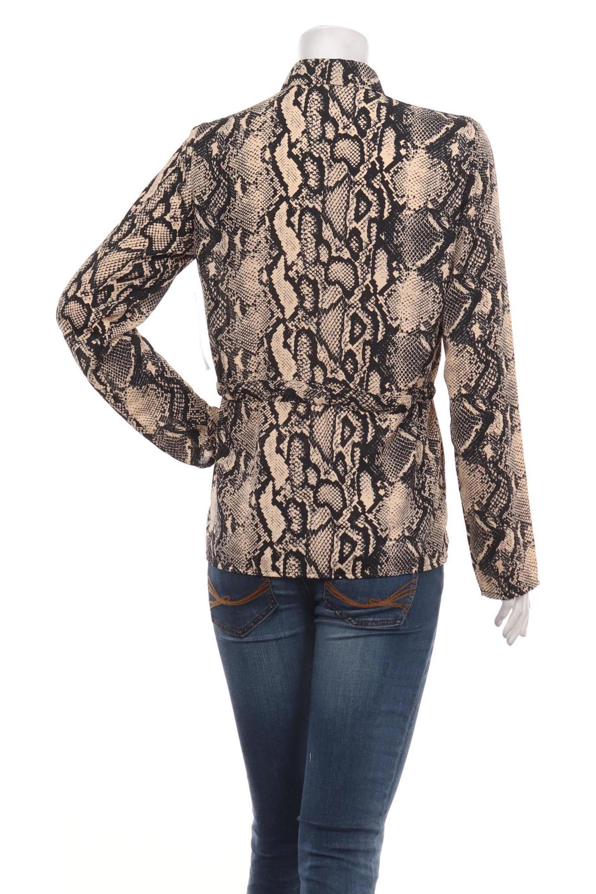 Риза GINA TRICOT2