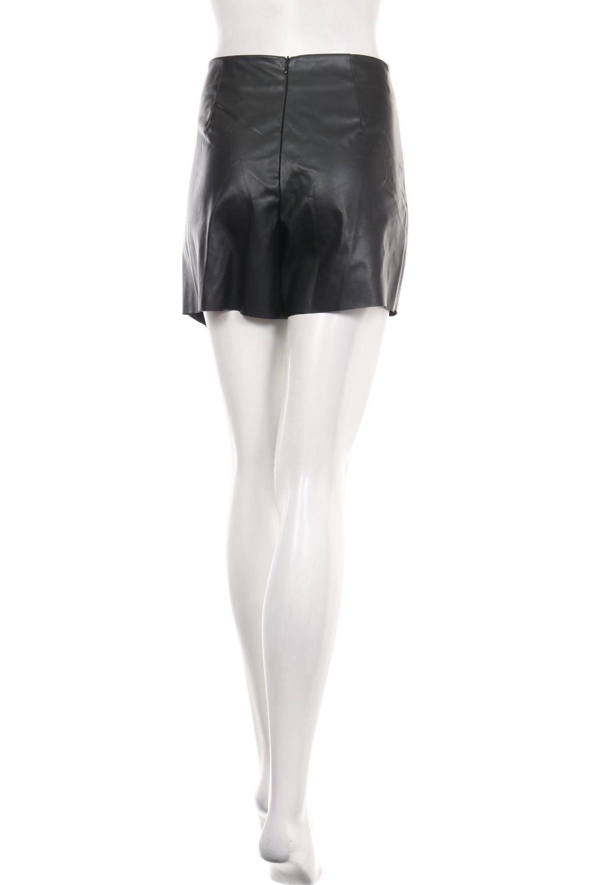 Кожени къси панталони STRADIVARIUS2