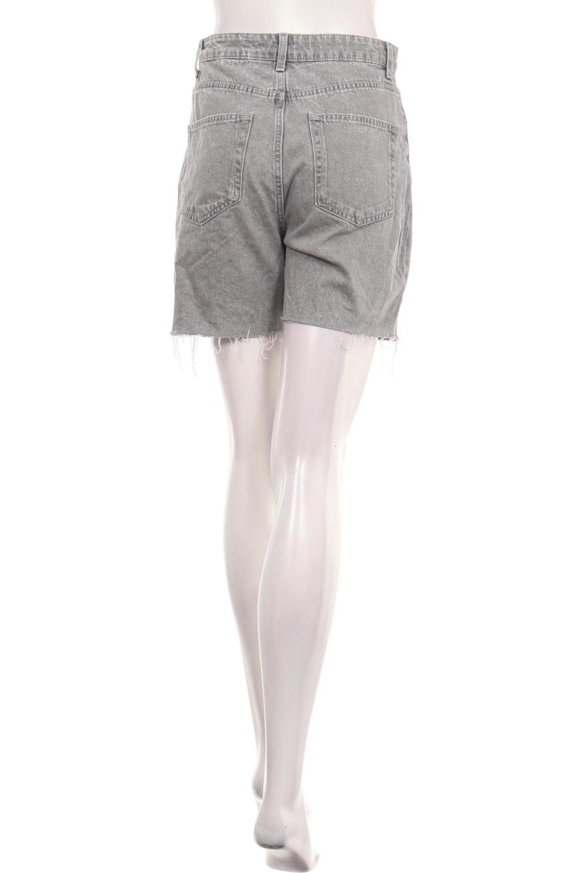 Къси дънки H&M DIVIDED2