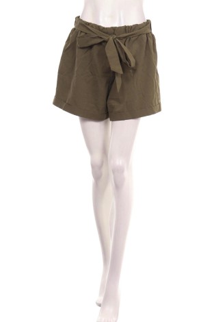 Pantaloni scurţi SHEIN