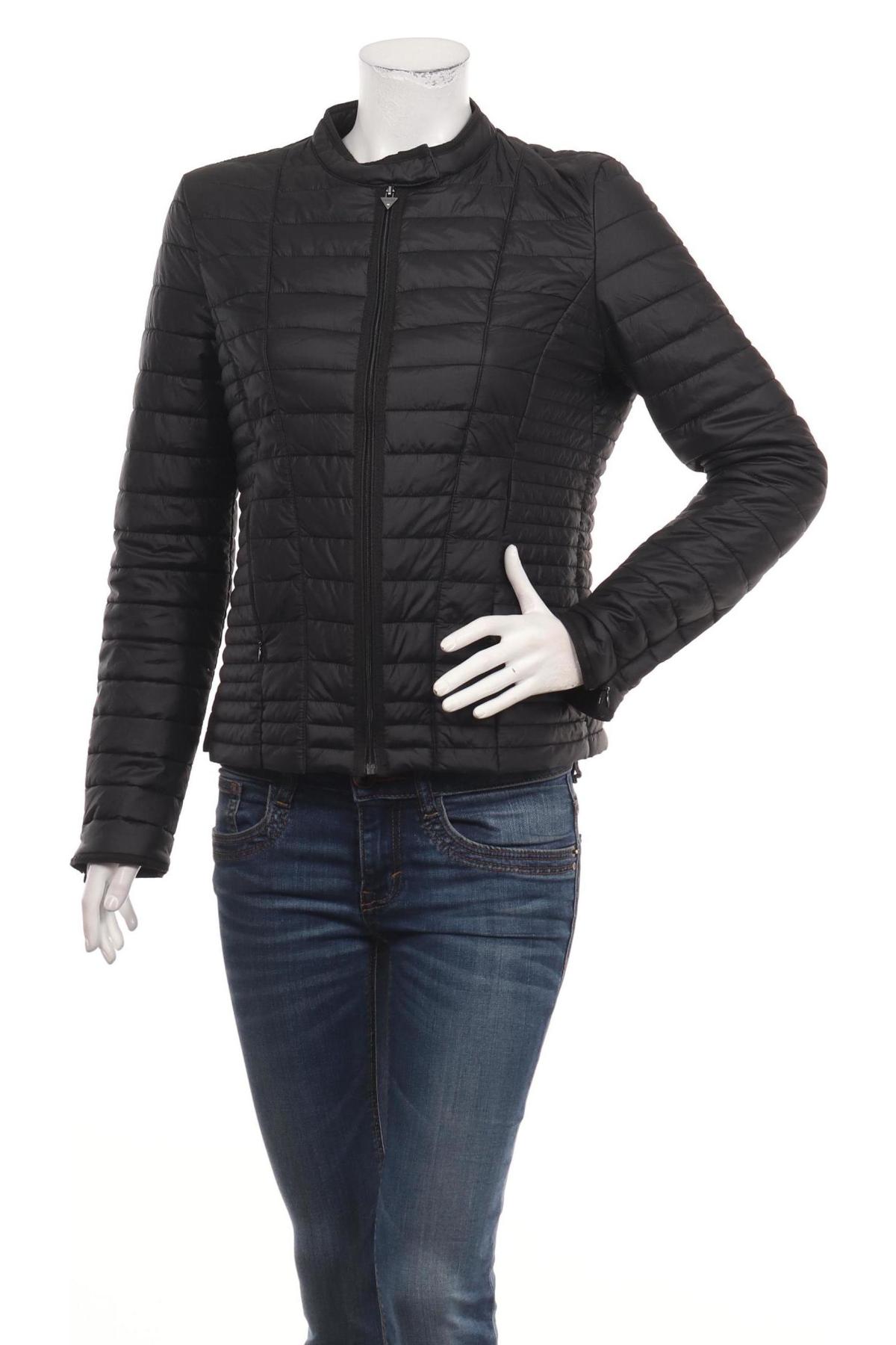 Пролетно/Есенно яке GUESS1