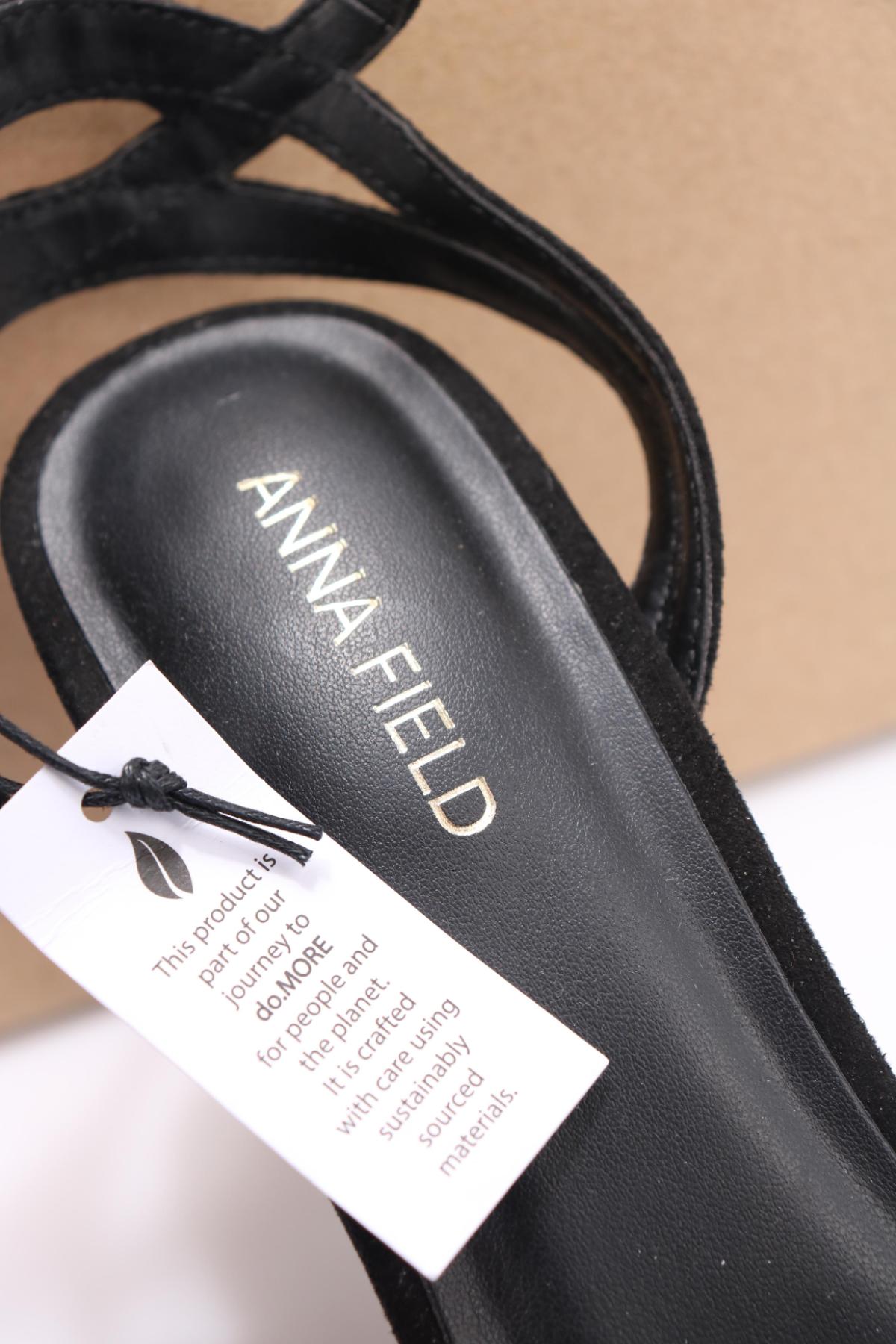 Обувки на ток ANNA FIELD4