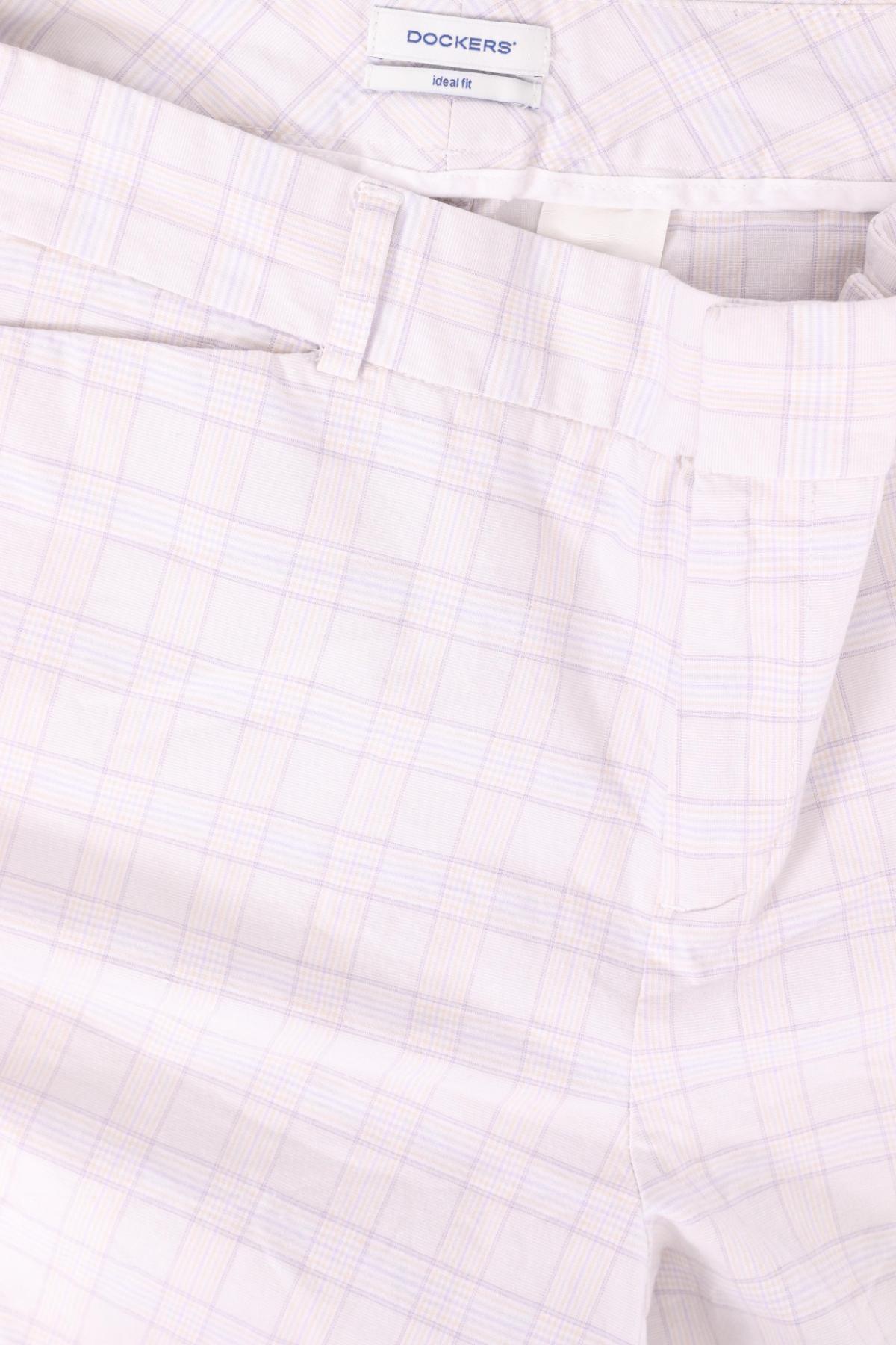 Къси панталони DOCKERS3