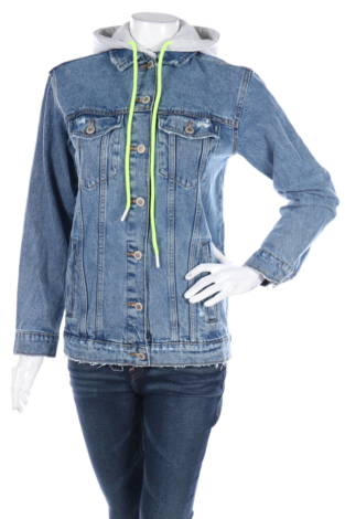 Дънково яке Bershka Denim - Mania Дънково яке Bershka Denim
