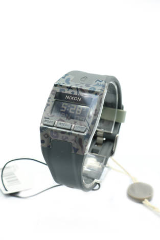 Часовник Nixon - Mania Часовник Nixon