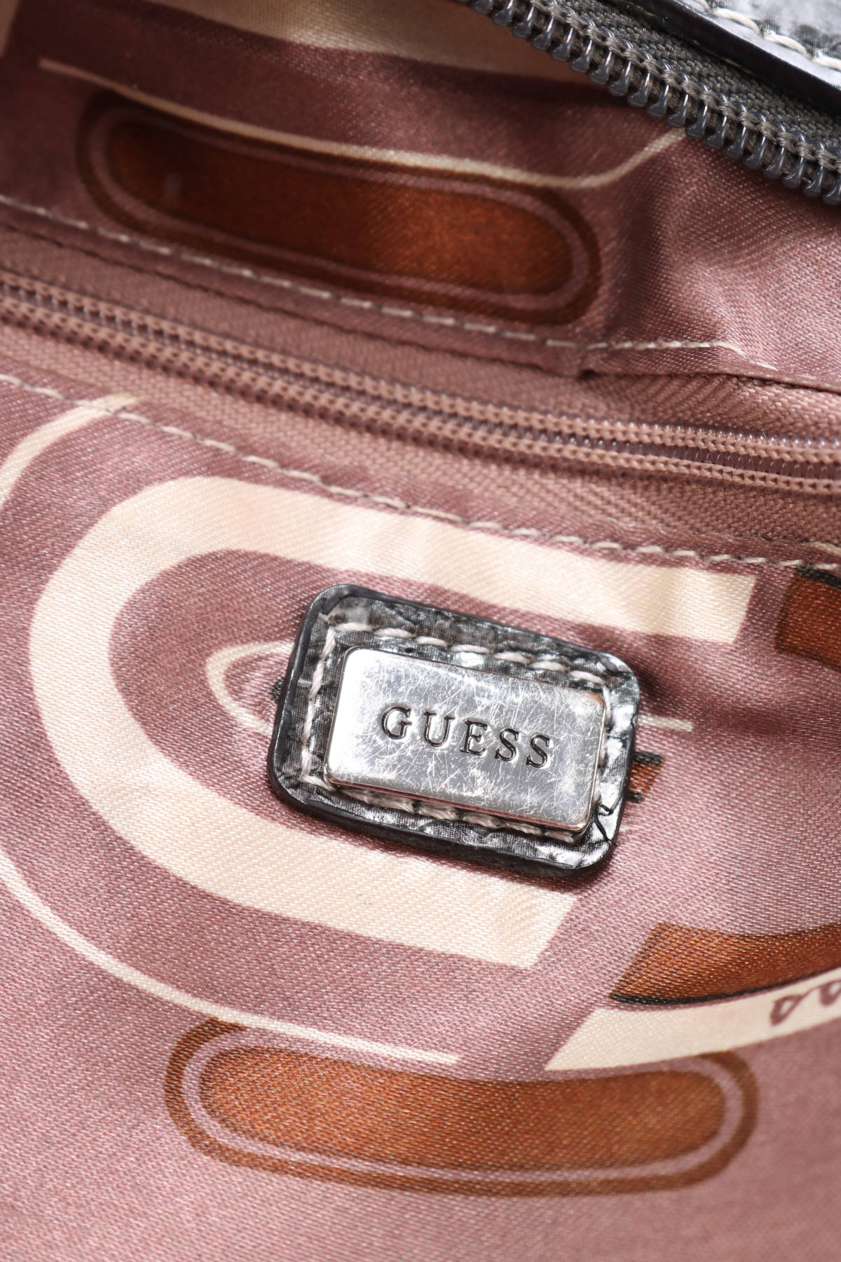 Чанта Guess3 Чанта Guess3