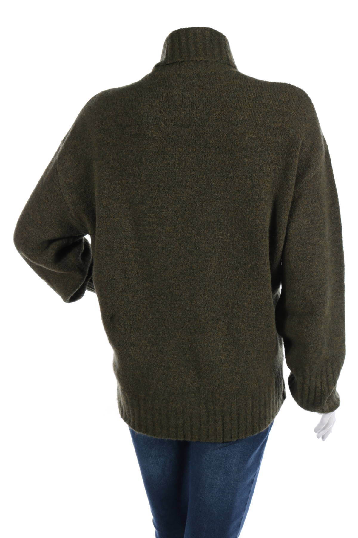Пуловер с поло яка EDITED2