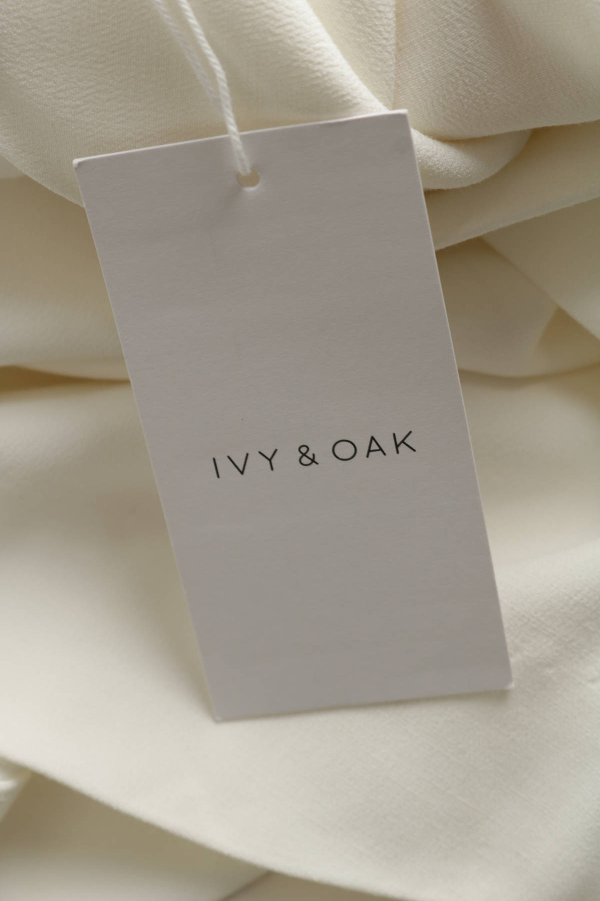 Булчинска рокля IVY&OAK3
