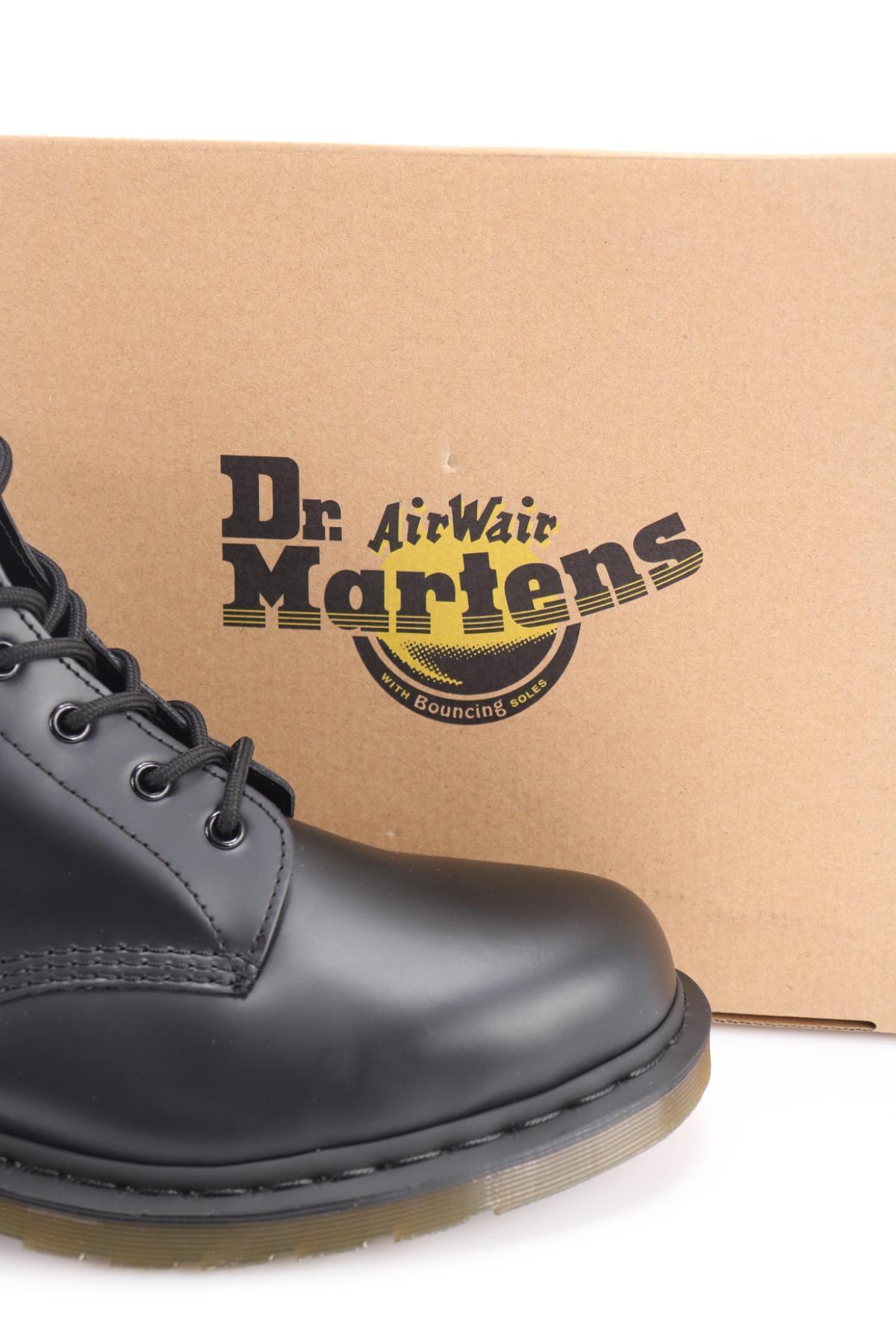 Боти DR. MARTENS4
