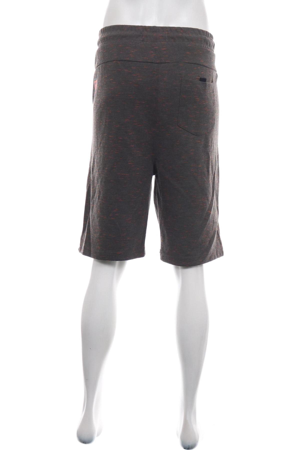 Къси панталони MUCH MORE2