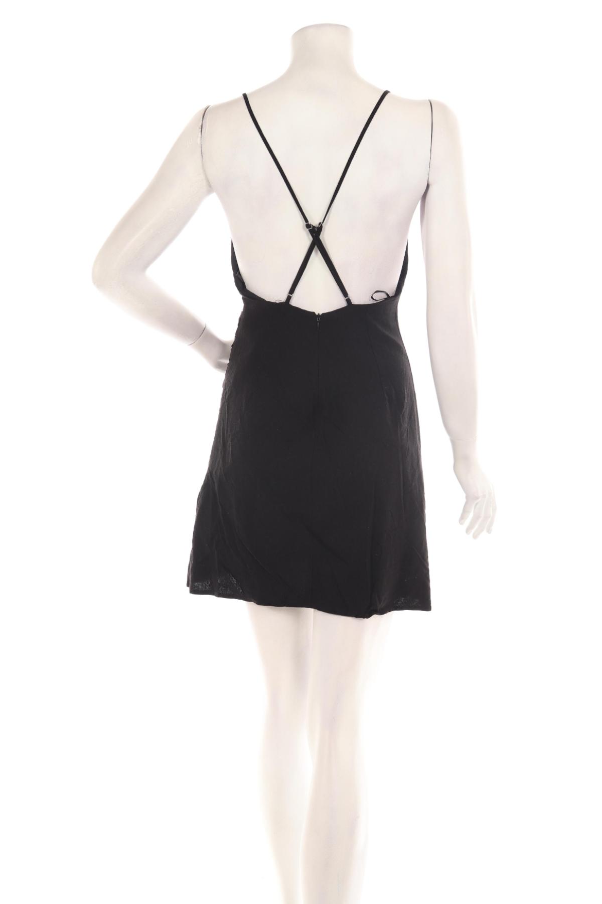 Ежедневна рокля BERSHKA2