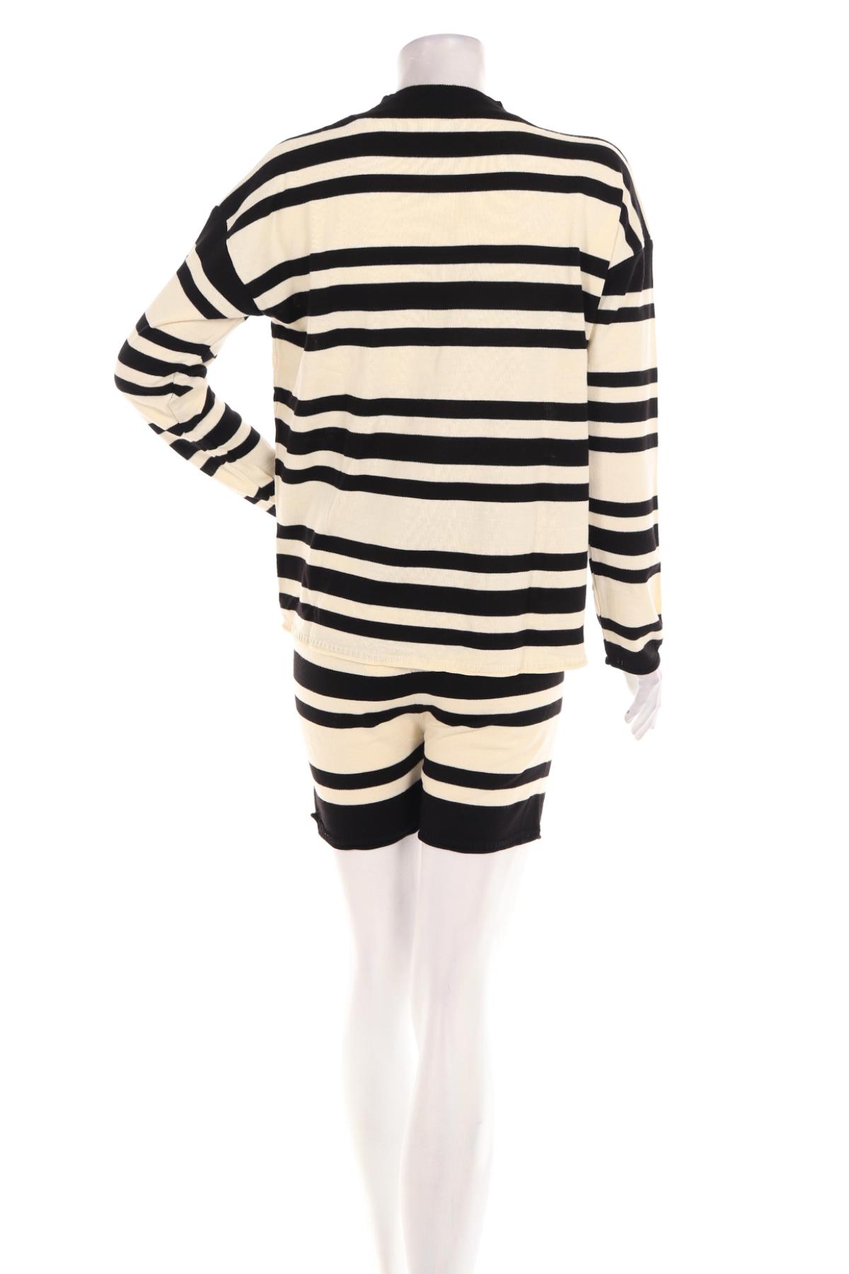 Костюм с панталон NO NAME2