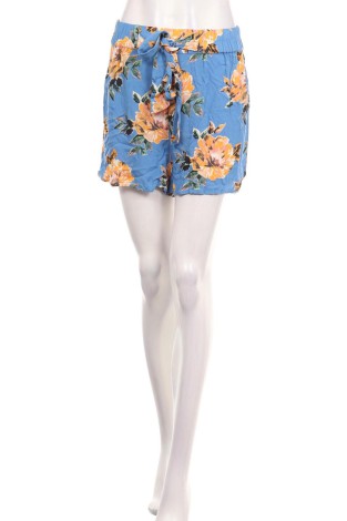 Pantaloni scurţi PIECES