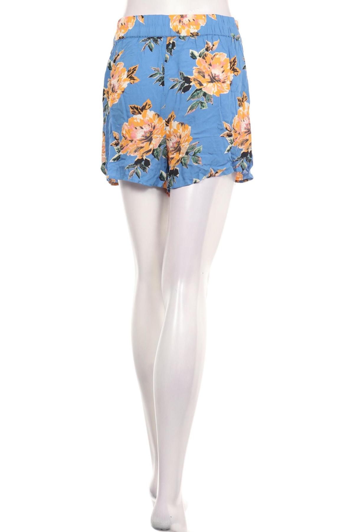 Къси панталони PIECES2