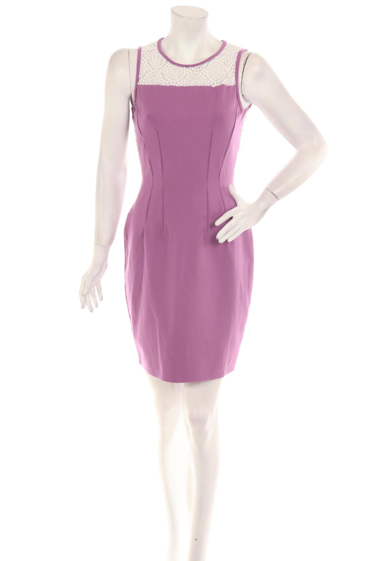 Ежедневна рокля CLOSET1