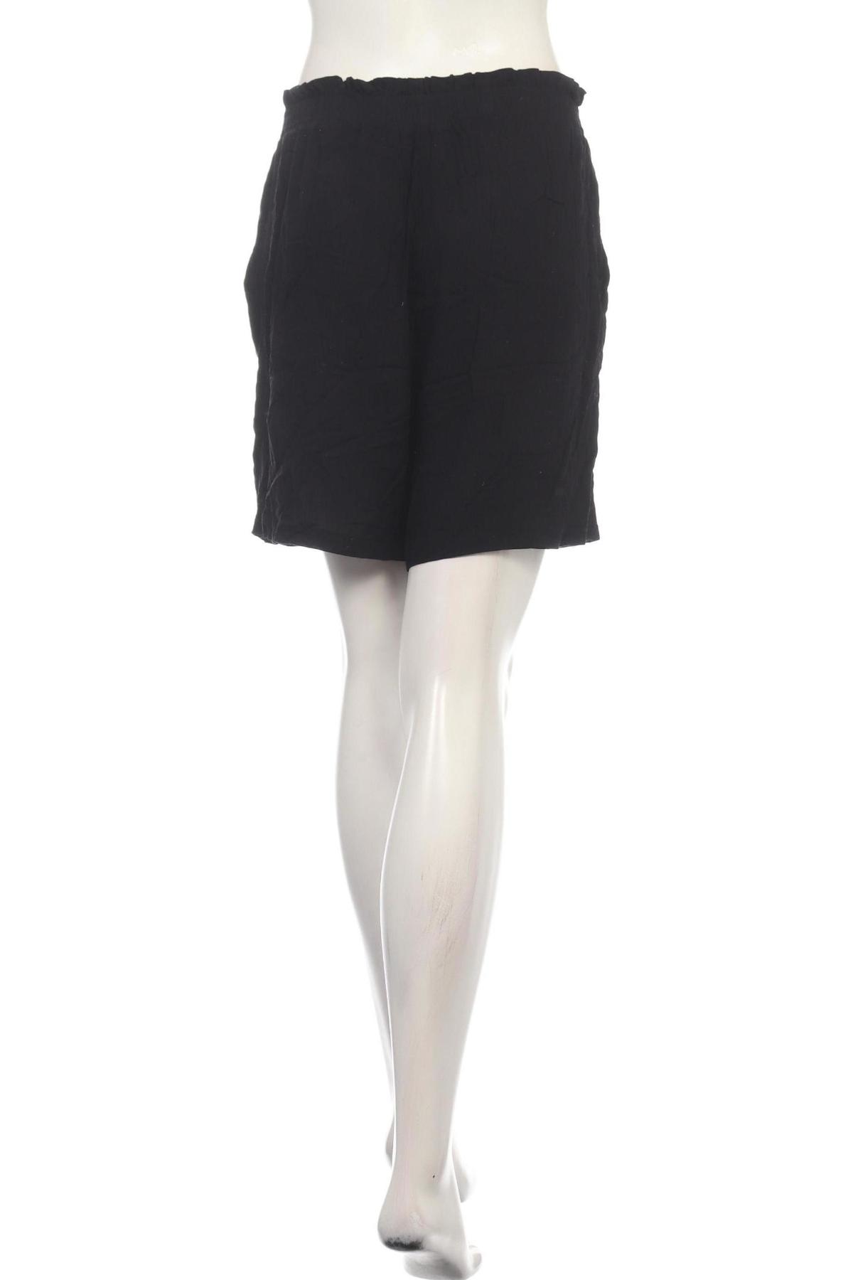 Къси панталони CUBUS2