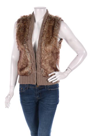 Елек с косъм Forever 21 - Mania Елек с косъм Forever 21