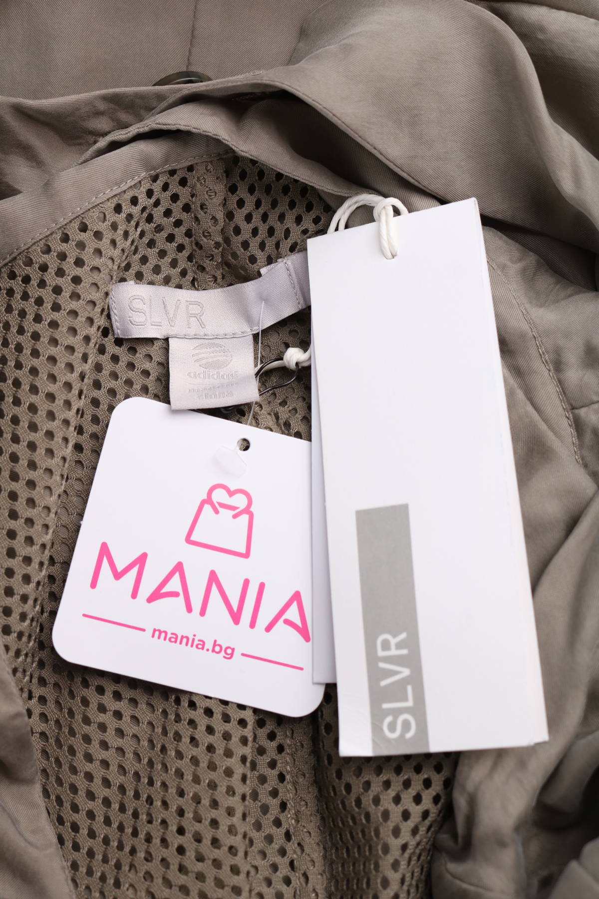 Ежедневна рокля Adidas SLVR3 - Mania Ежедневна рокля Adidas SLVR3