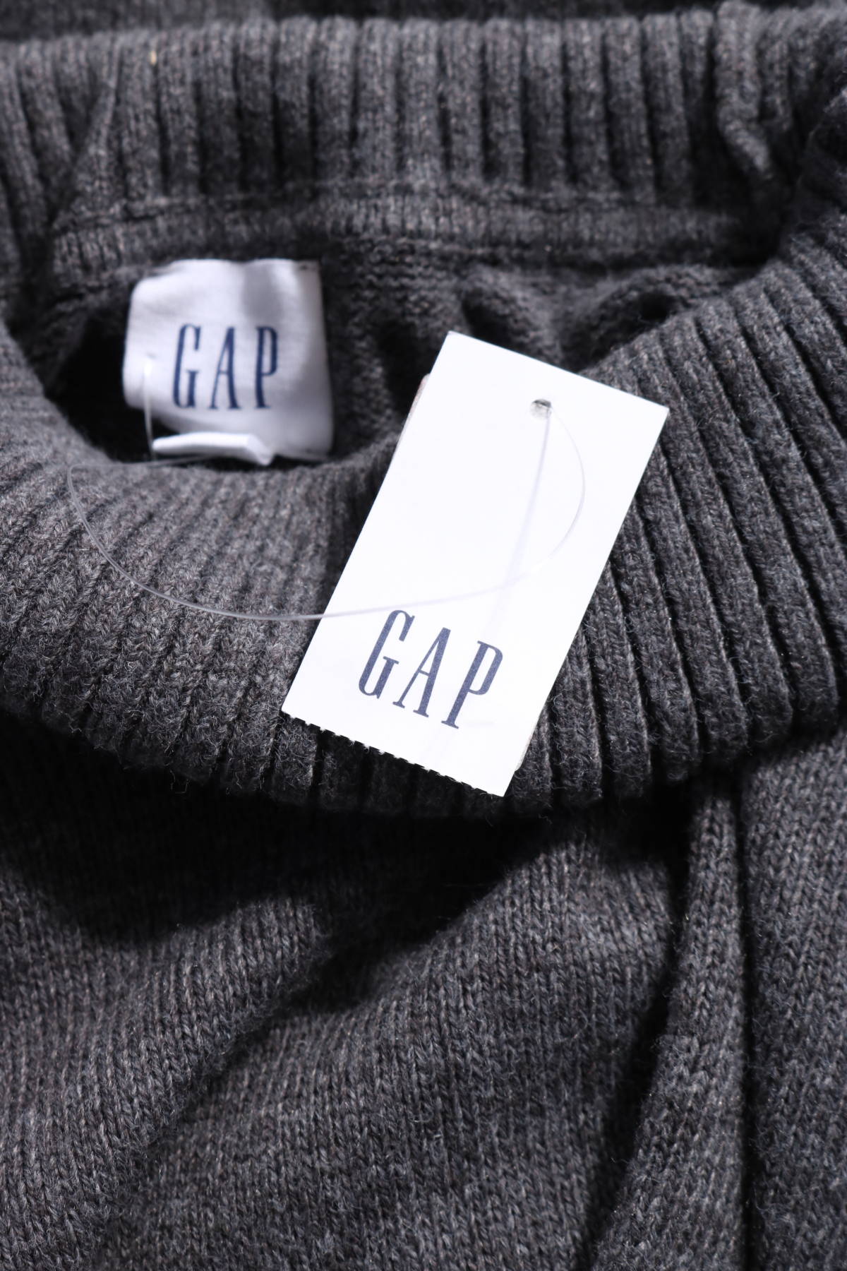 Пуловер с поло яка GAP3