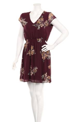 Ежедневна рокля VERO MODA - Mania Ежедневна рокля VERO MODA