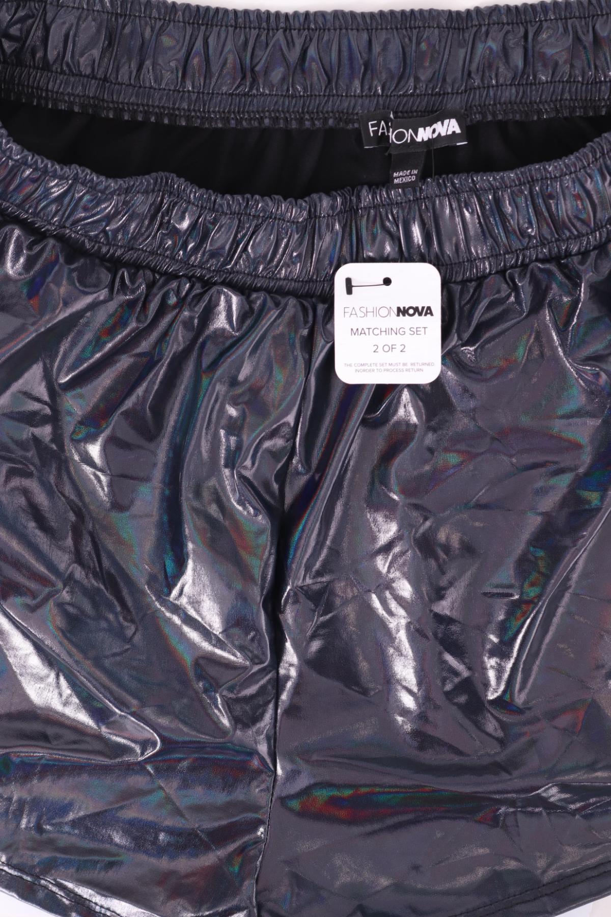 Къси панталони FASHION NOVA3