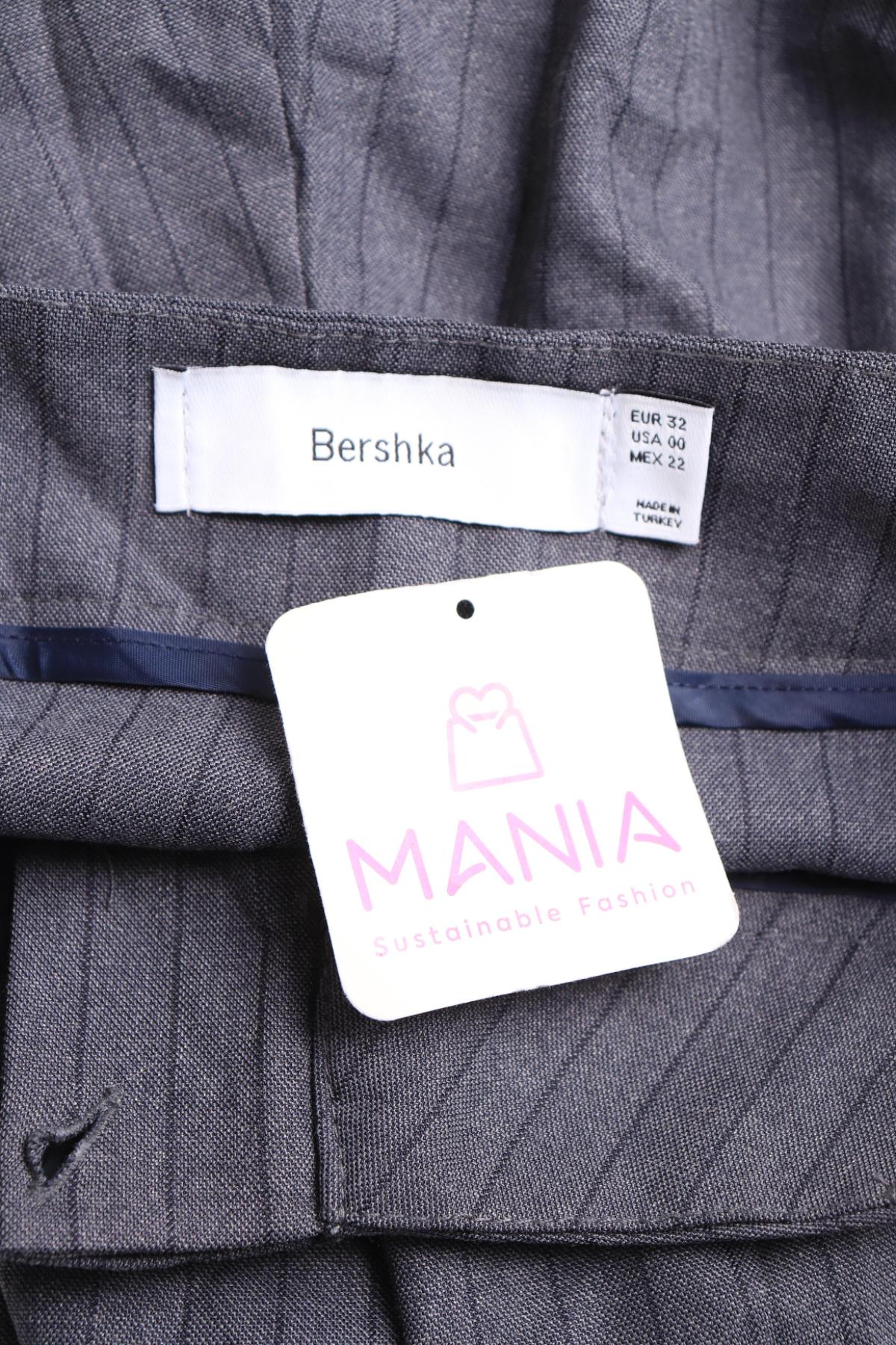Елегантен панталон BERSHKA3 - Mania Елегантен панталон BERSHKA3