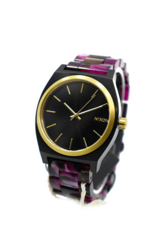 Часовник Nixon - Mania Часовник Nixon