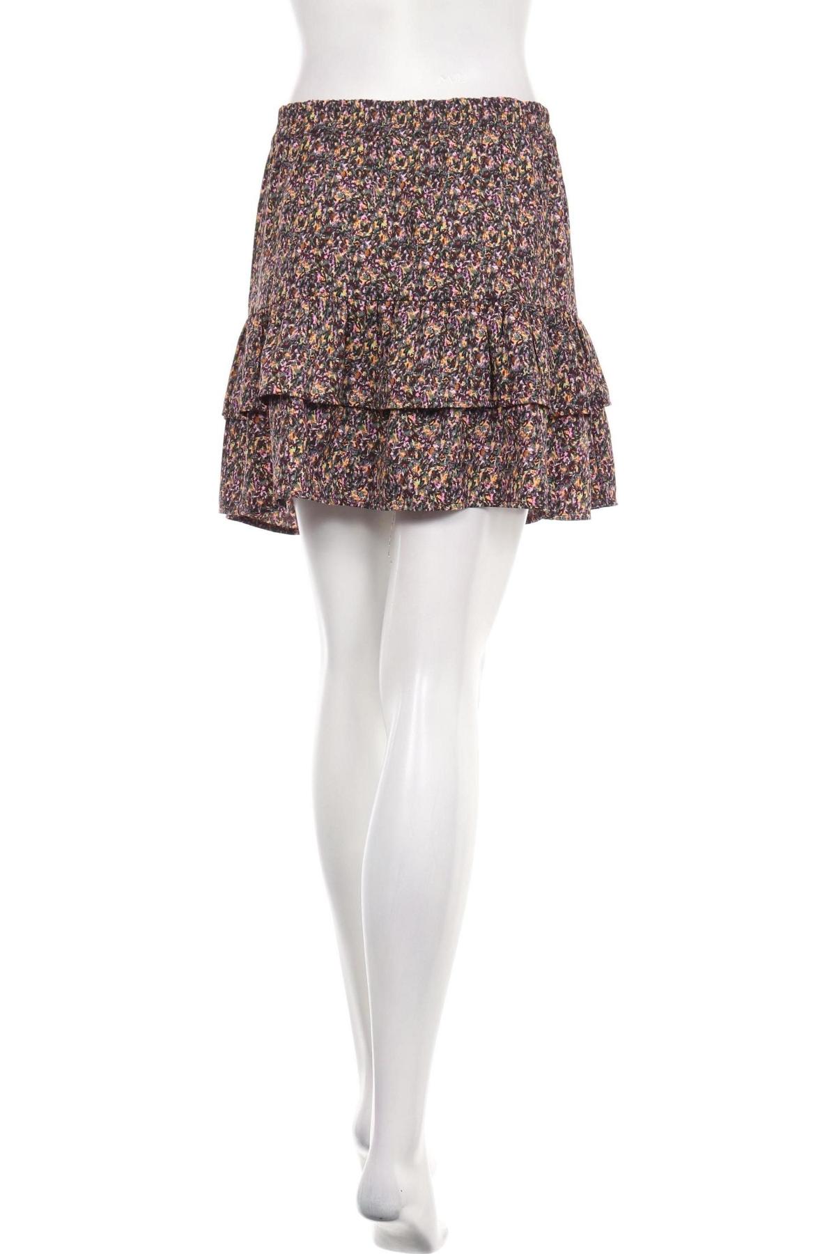 Пола JACQUELINE DE YONG2