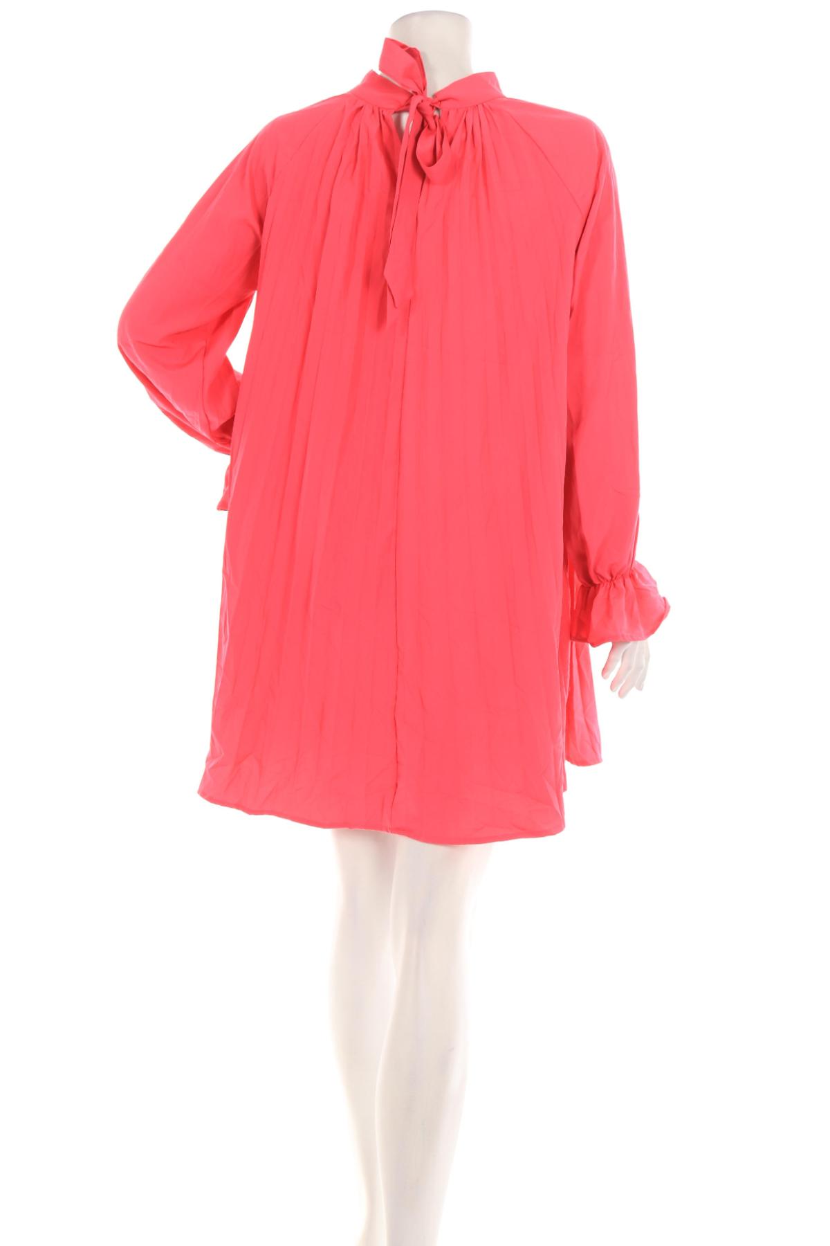 Ежедневна рокля NO NAME2