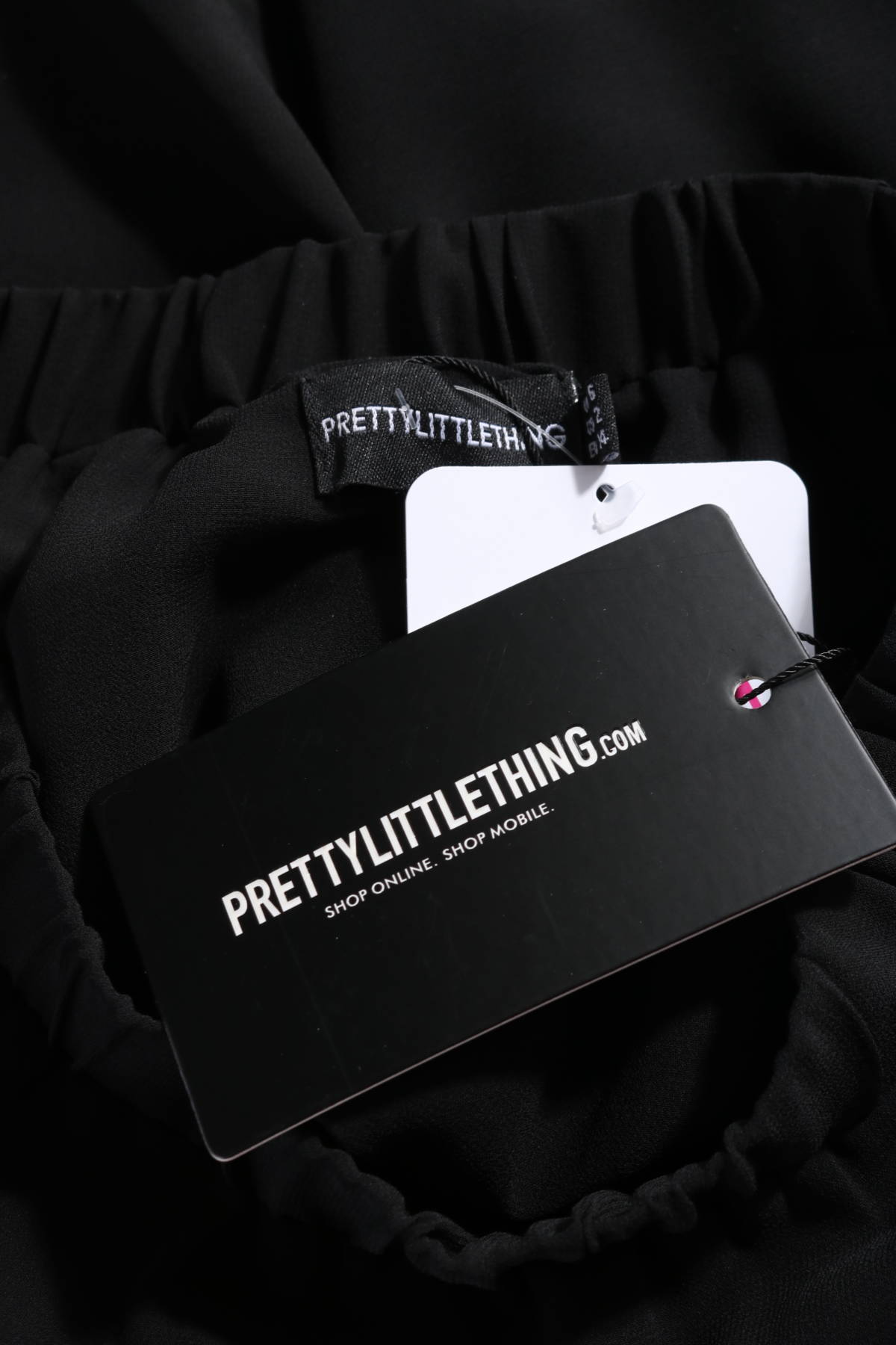 Пола PRETTYLITTLETHING3