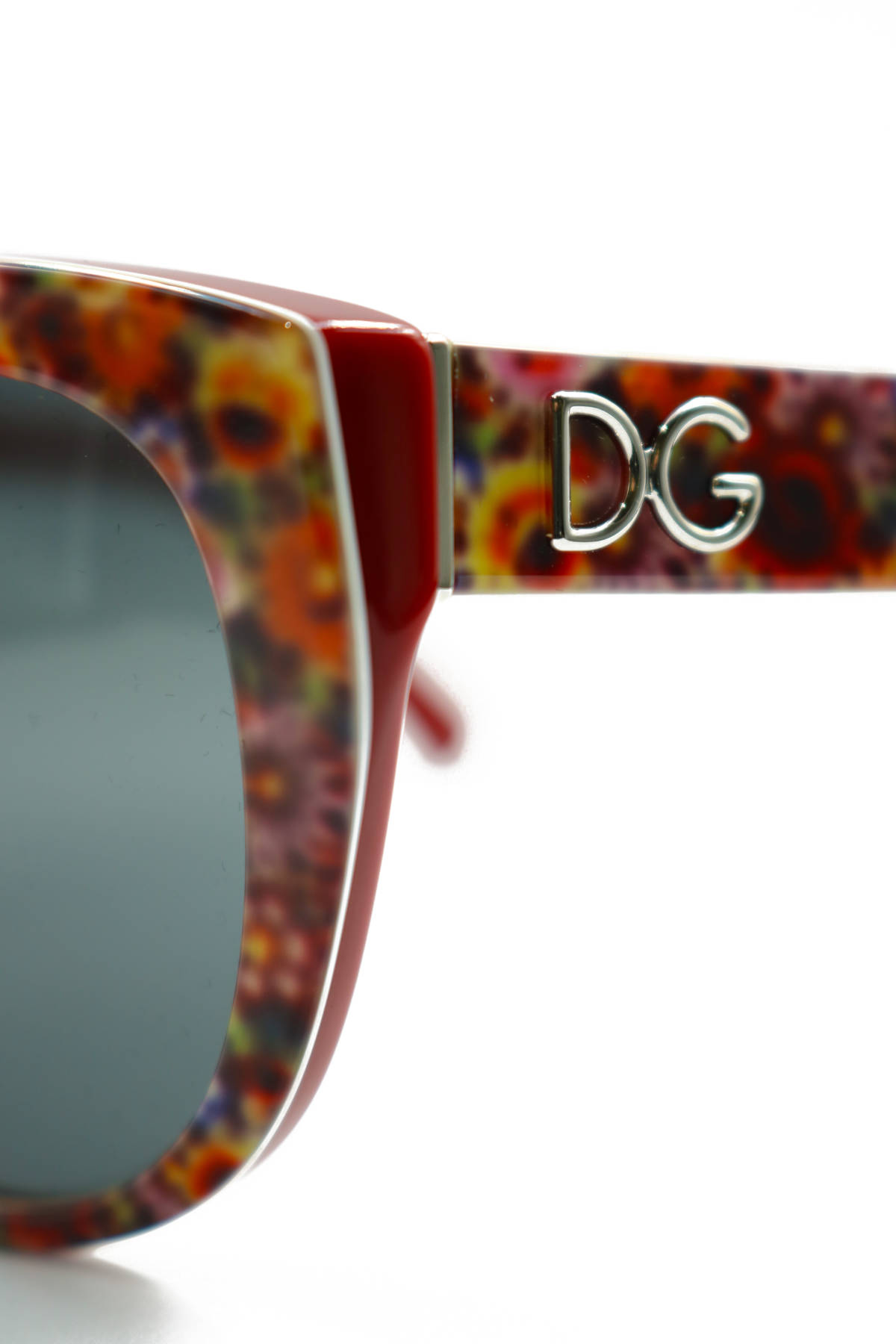 Слънчеви очила DOLCE & GABBANA4