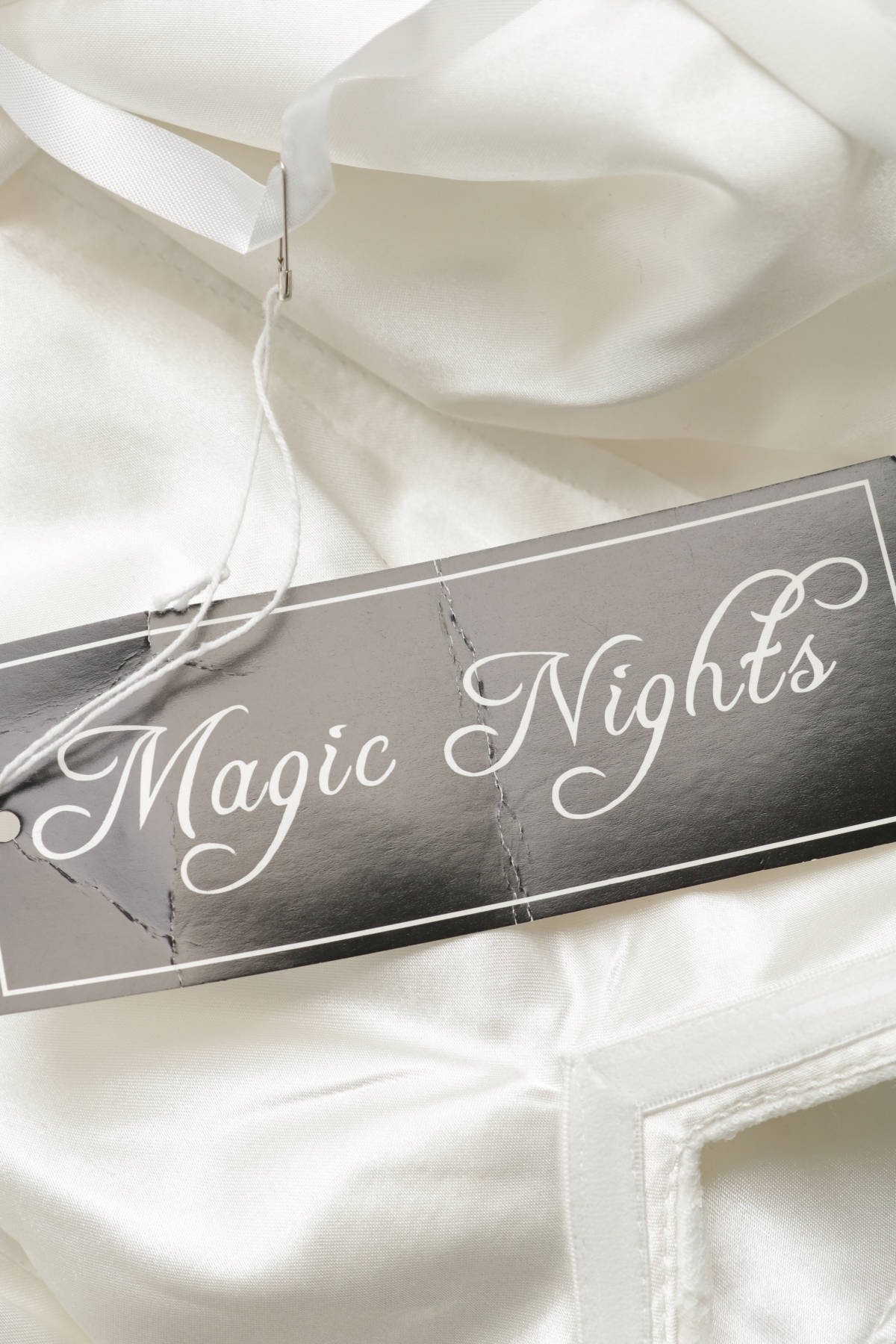 Булчинска рокля MAGIC NIGHTS3