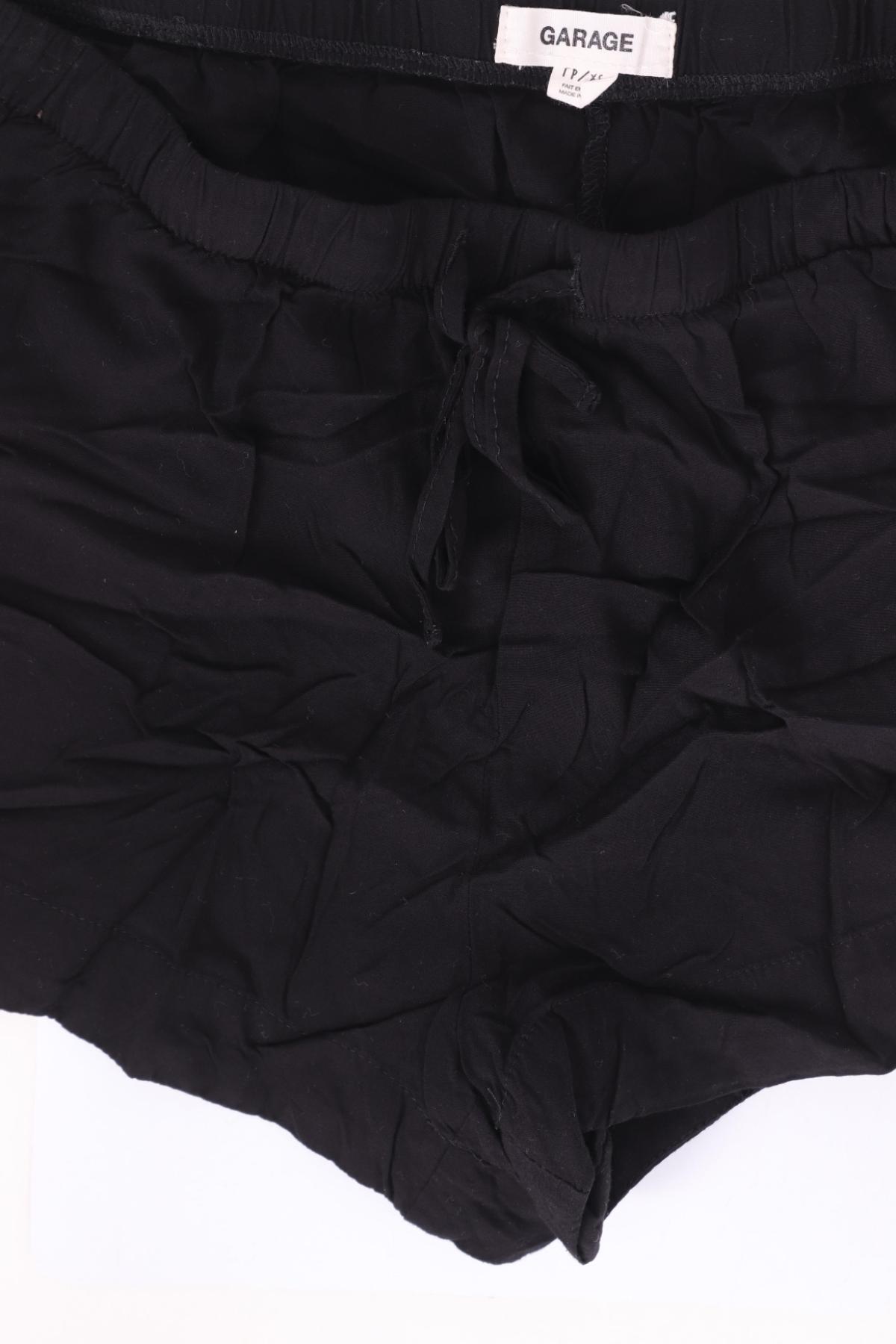 Къси панталони GARAGE3