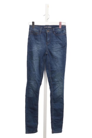 Ластични дънки VERO MODA