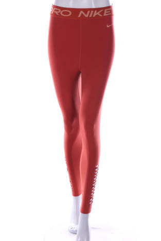 Спортен клин Nike - Mania Спортен клин Nike