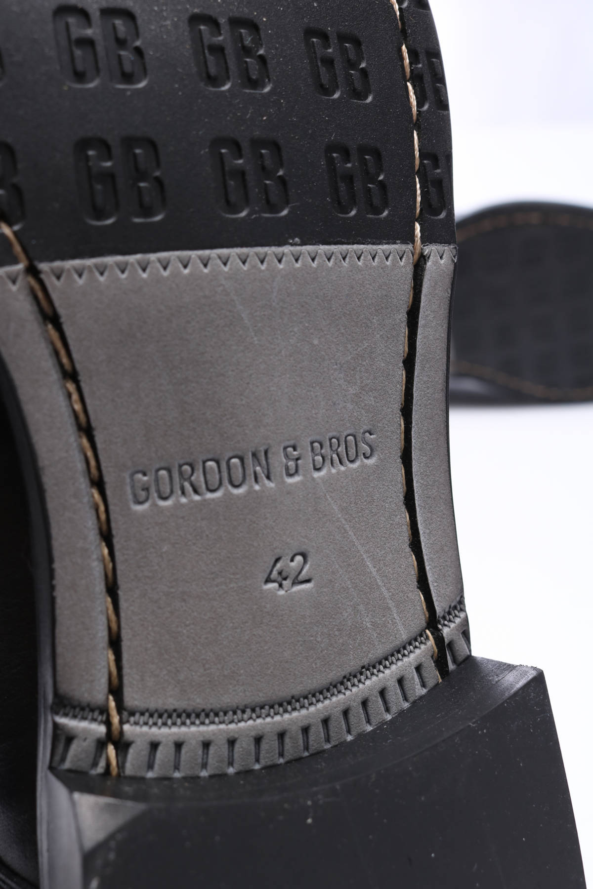Официални обувки GORDON&BROS4