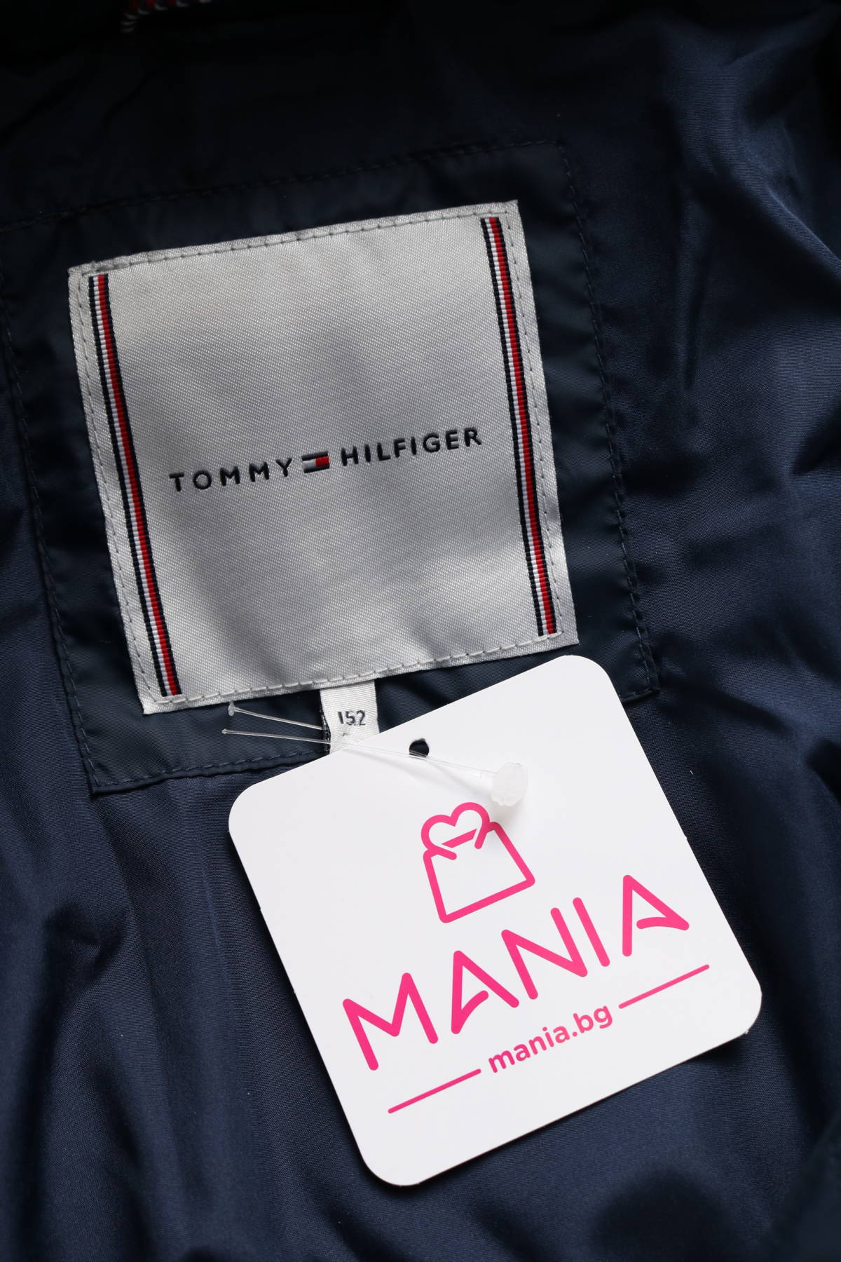 Детско зимно яке Tommy Hilfiger3 - Mania Детско зимно яке Tommy Hilfiger3