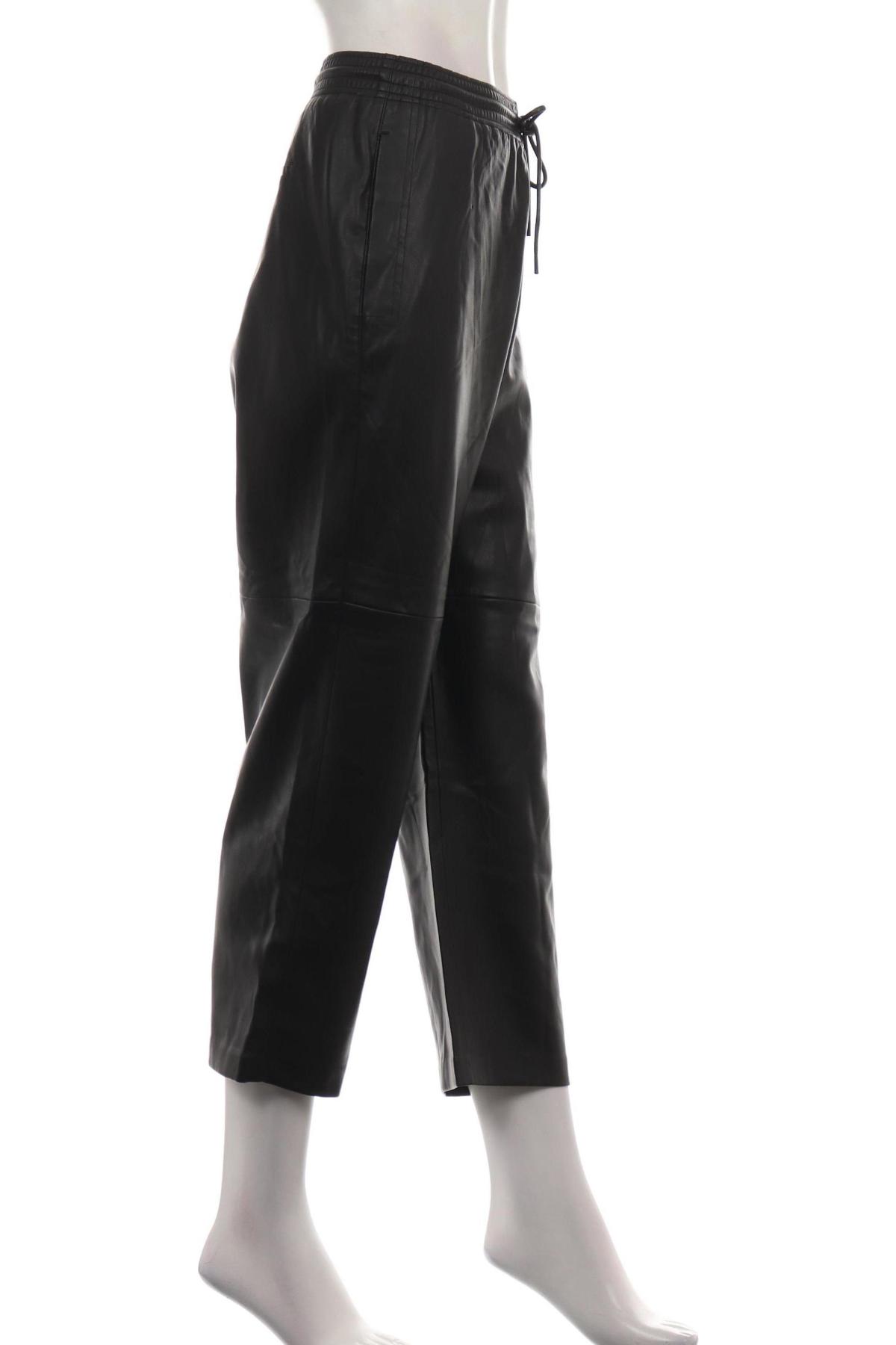 Кожен панталон MANGO3