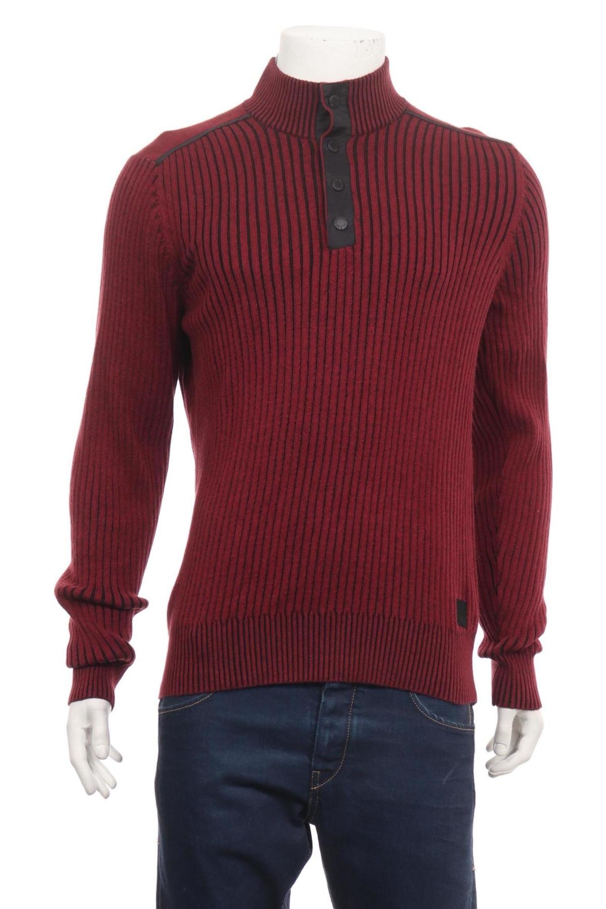 Пуловер GUESS1