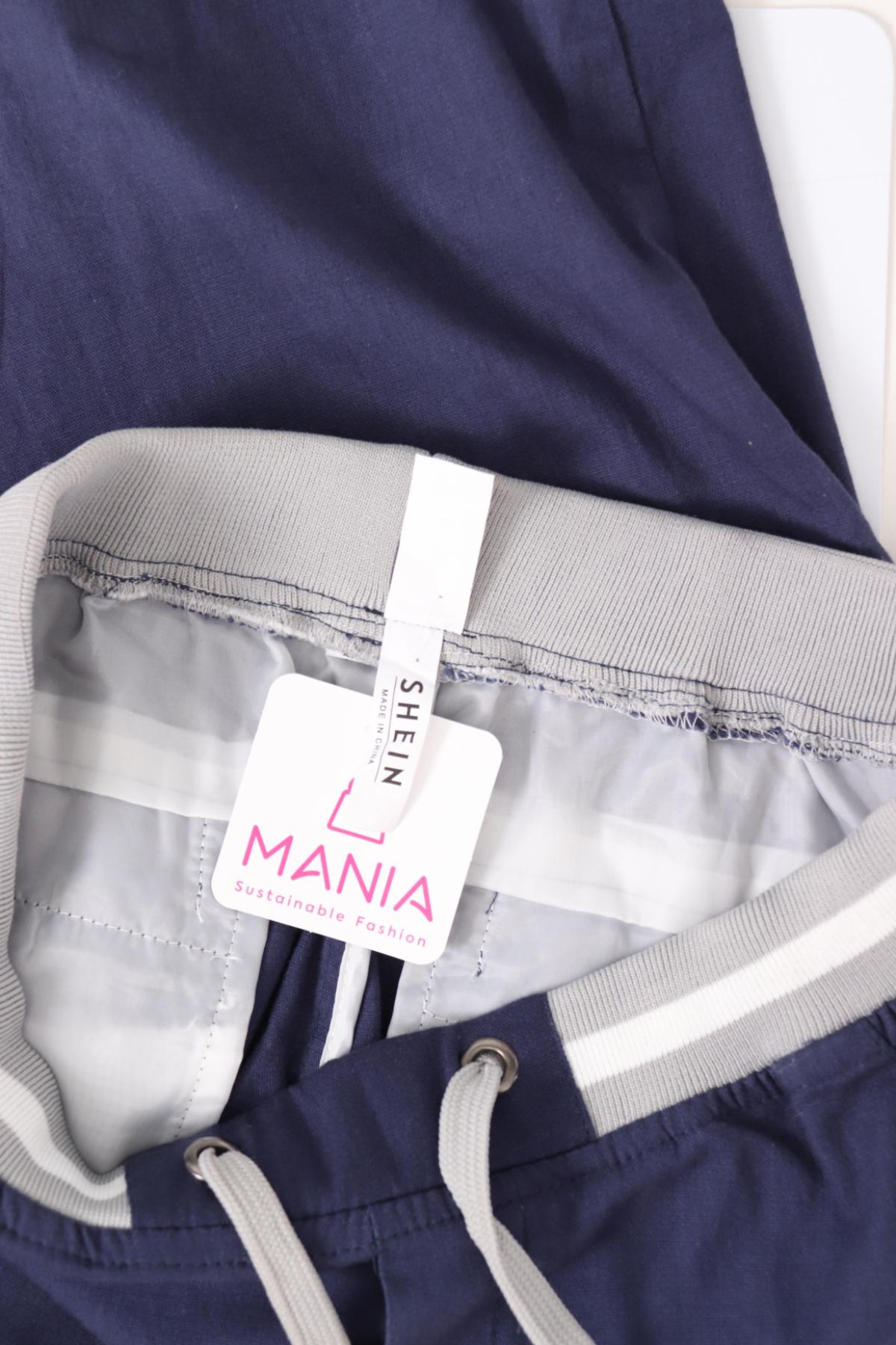 Къси панталони SHEIN3