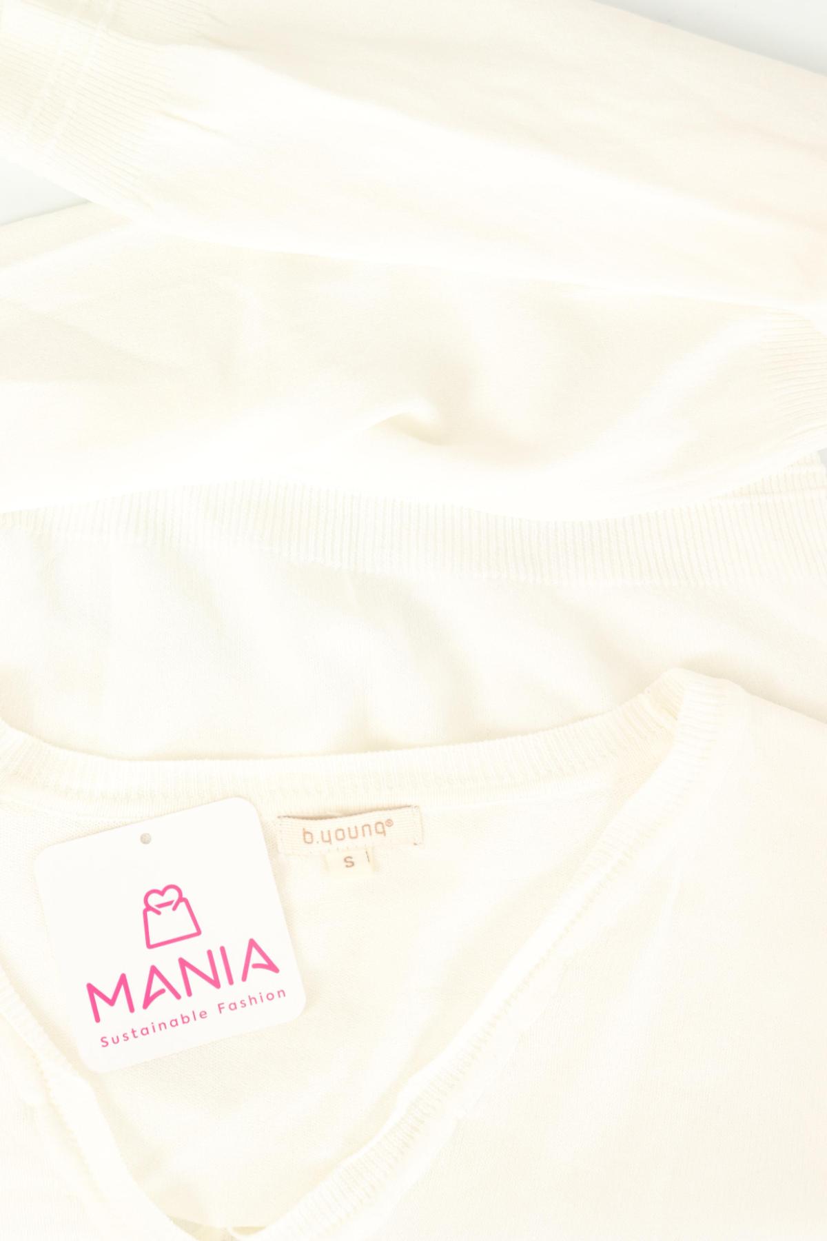 Жилетка B.YOUNG3